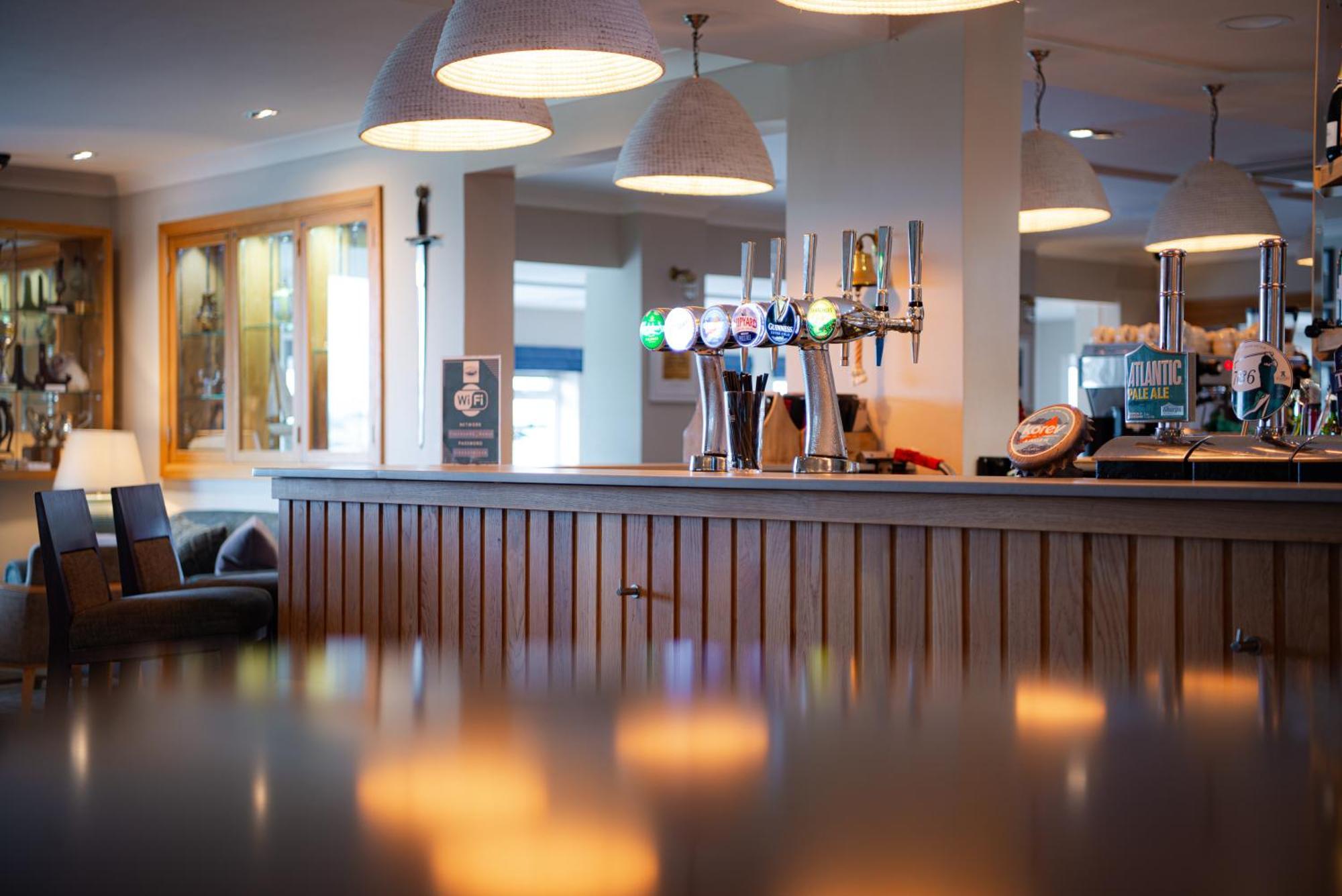 Trevose Golf And Country Club Hotel Padstow Buitenkant foto
